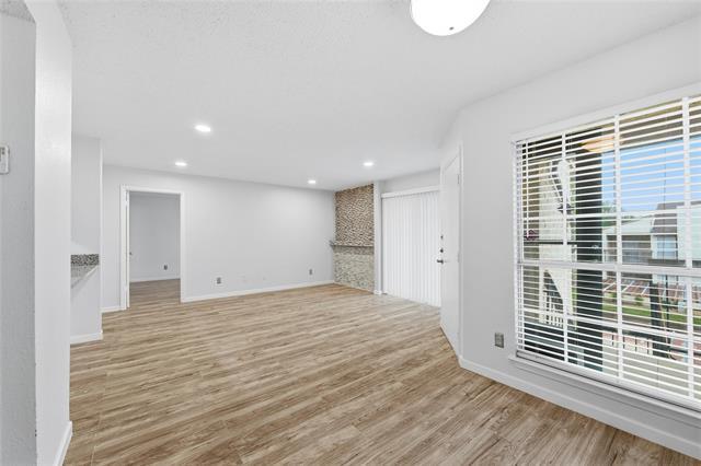 Foto del edificio - 12482 Abrams Rd