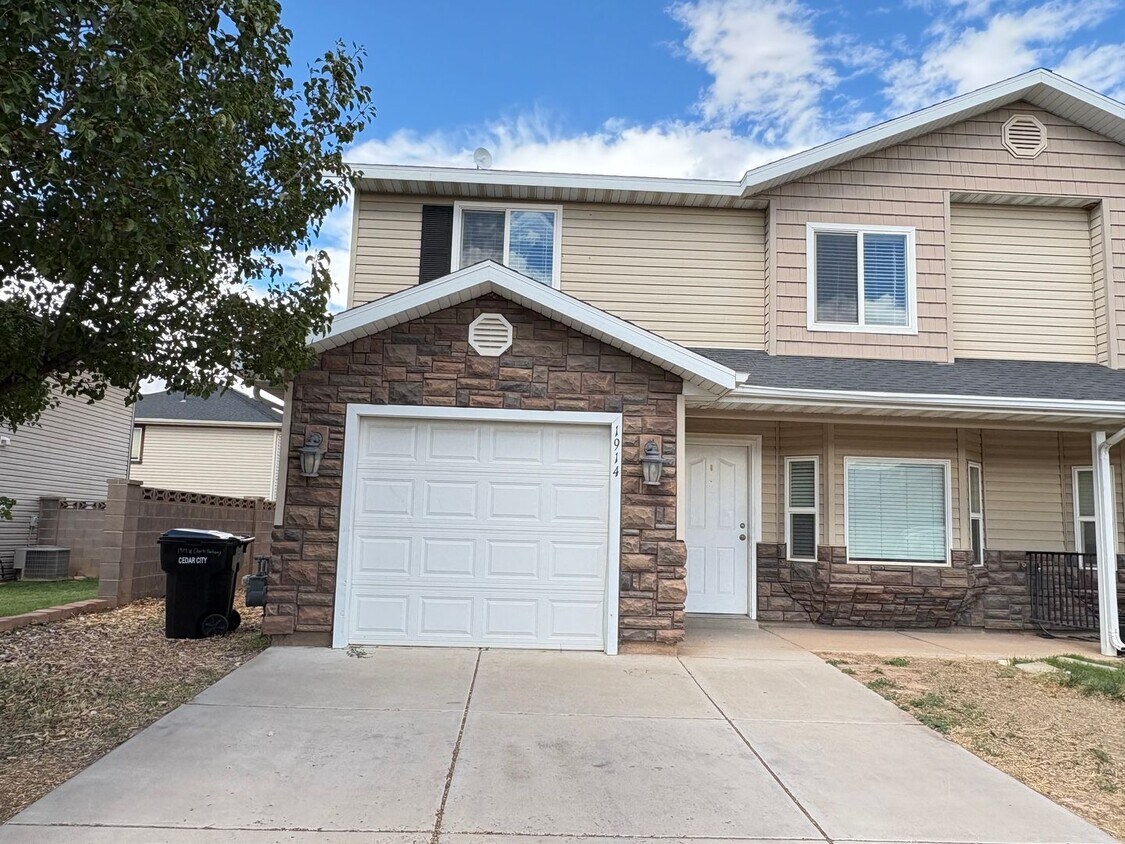 Foto principal - Clark Parkway Home