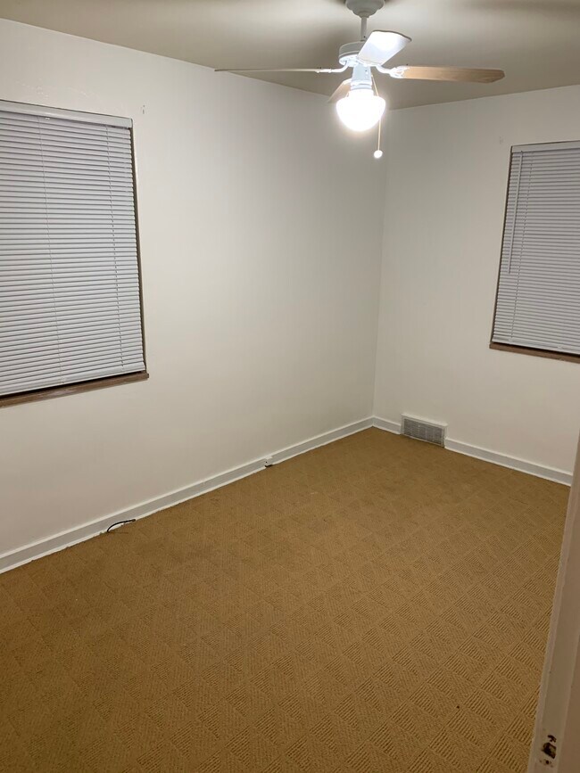 Bedroom 2 - 218 1st St