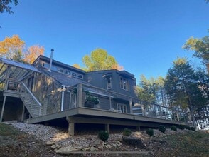 Building Photo - 141 Hunters Trce