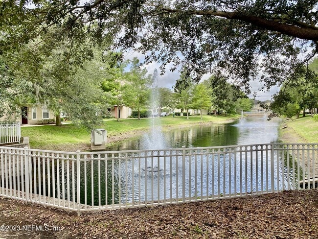Building Photo - 10075 Gate Pkwy