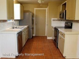 Building Photo - 4200 Sand Dollar Dr