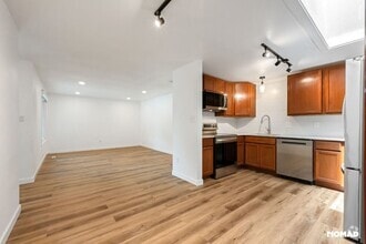 Building Photo - 2117 Eagle Dr