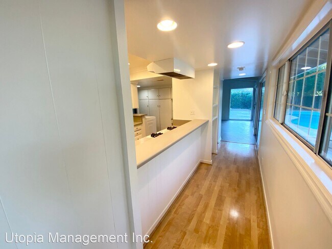 Foto del edificio - 4 br, 2 bath House - 1072 Foothill Blvd