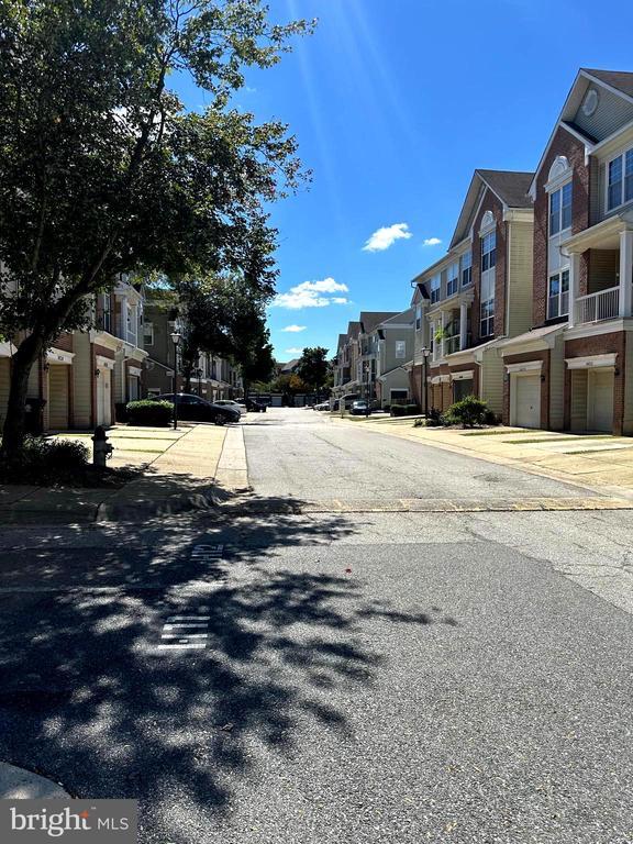 Building Photo - 14226 Hampshire Hall Ct