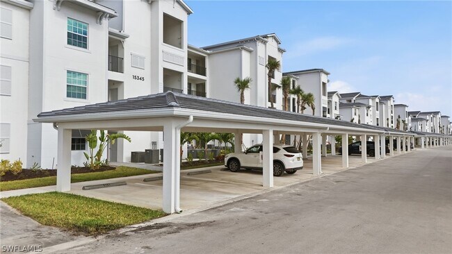 Foto del edificio - 15345 Grn Acrs Ave