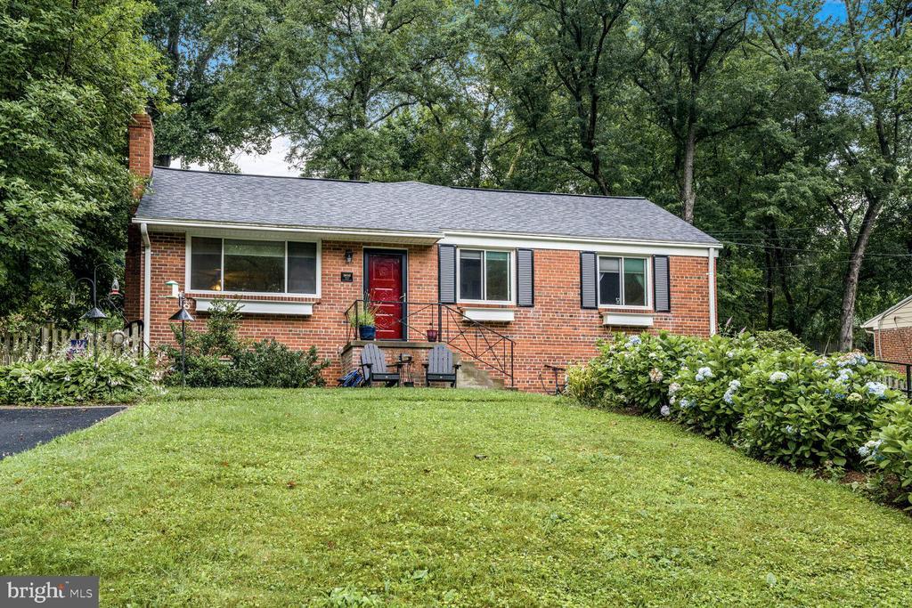Primary Photo - 3610 Terrace Dr