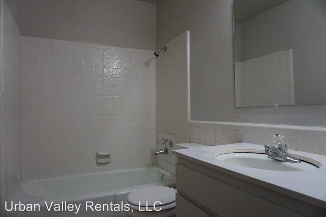 Building Photo - 1794 W 400 N