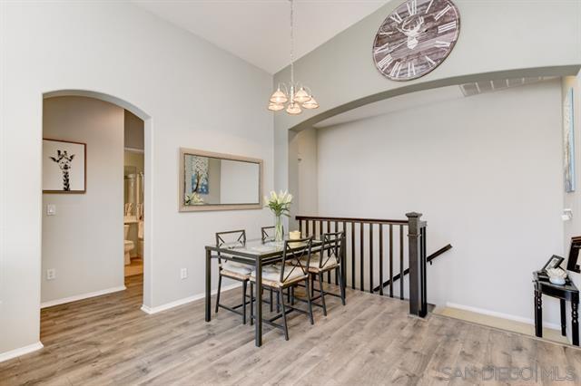 Foto del edificio - 11901 Miro Cir