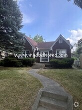 Building Photo - 822 E Rudisill Blvd