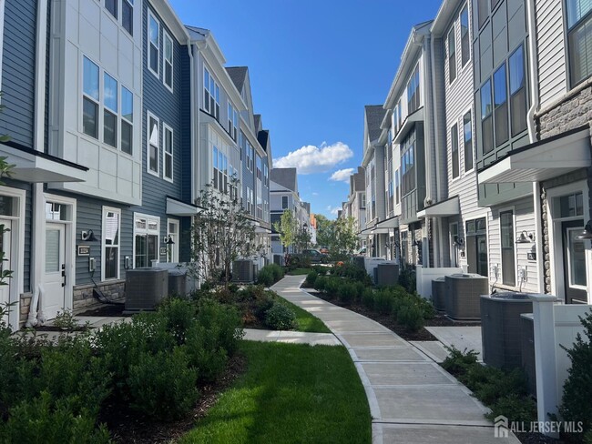 Building Photo - 10106 Donatello Dr