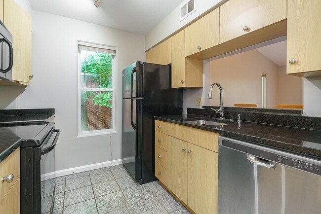 Foto del edificio - 945 Quay Ave