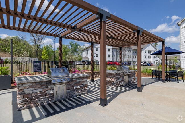 Outdoor Kitchen - Sweetwater Vista