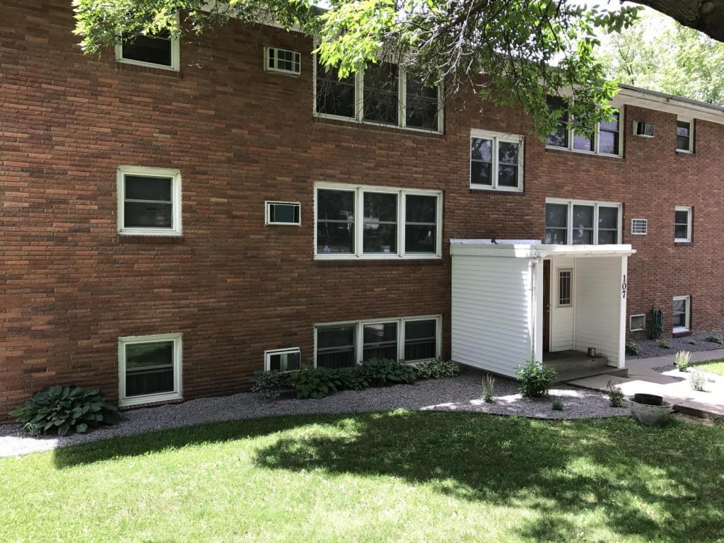 Primary Photo - 107 3rd Ave S