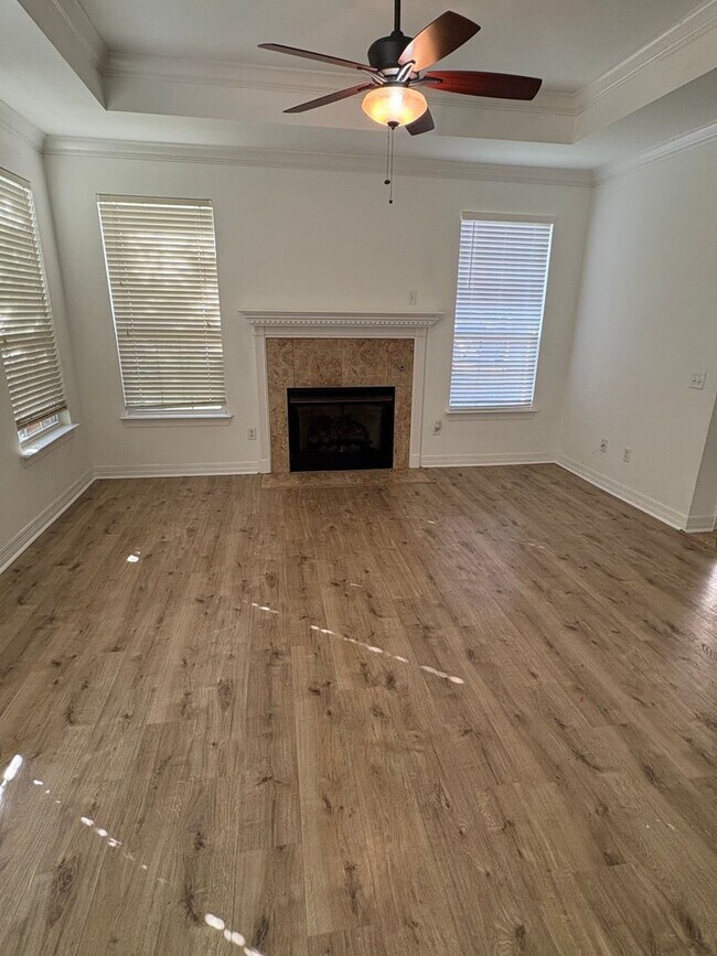 Foto del edificio - 3062 Eaglecrest Cir