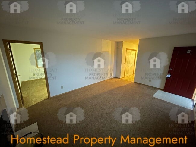 Foto del edificio - WELCOME TO YOUR NEW HOME!