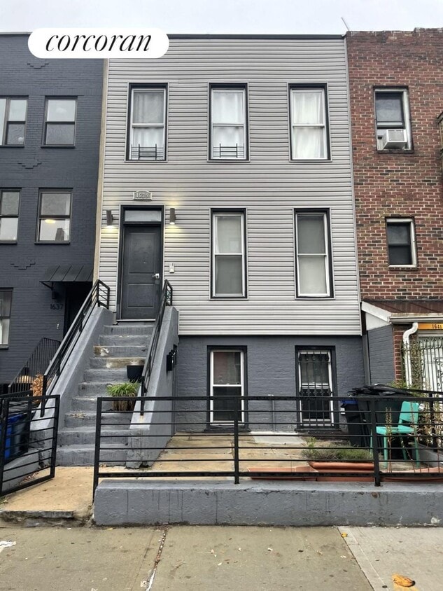 1639 Pacific St, Brooklyn, NY 11213 House for Rent in Brooklyn, NY