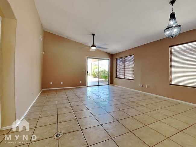 Building Photo - 25822 N 65th Ave