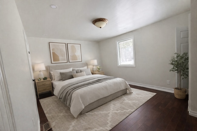 Building Photo - 1490 York Rd