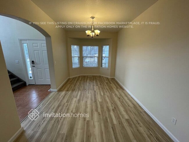 Foto del edificio - 426 Simmons Ct