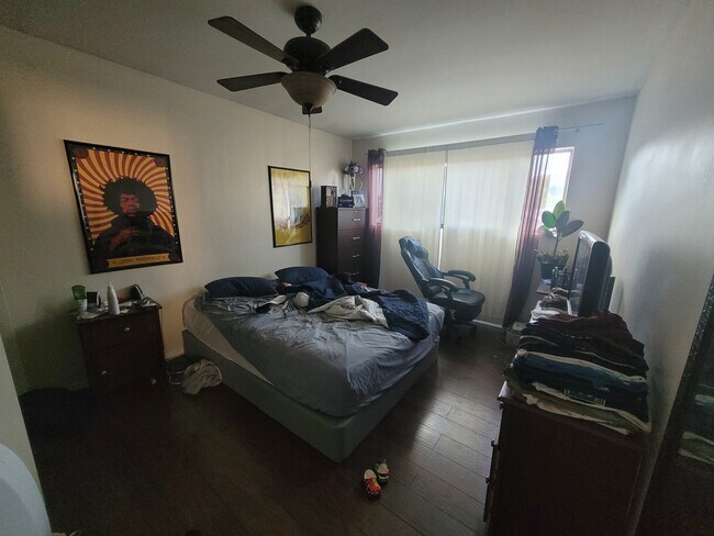 Foto del edificio - 6323 Haviland Ave