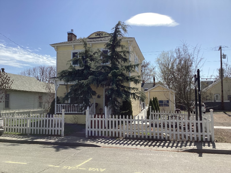 Foto principal - 114 W Allyn St