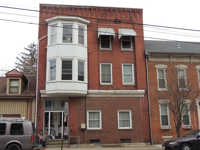 Primary Photo - 227 Carlisle St