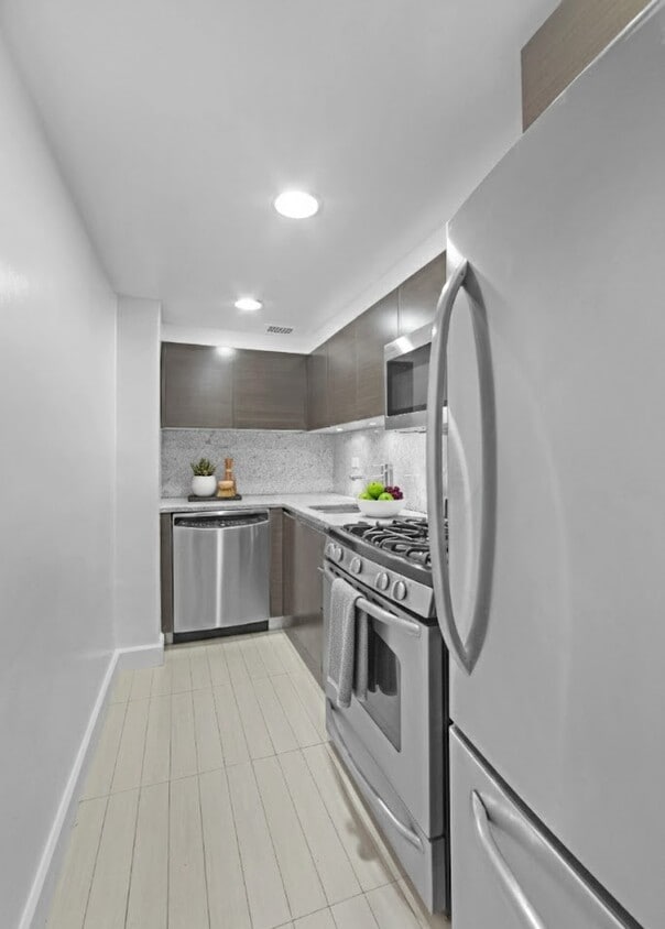 Building Photo - 1551 2nd Ave