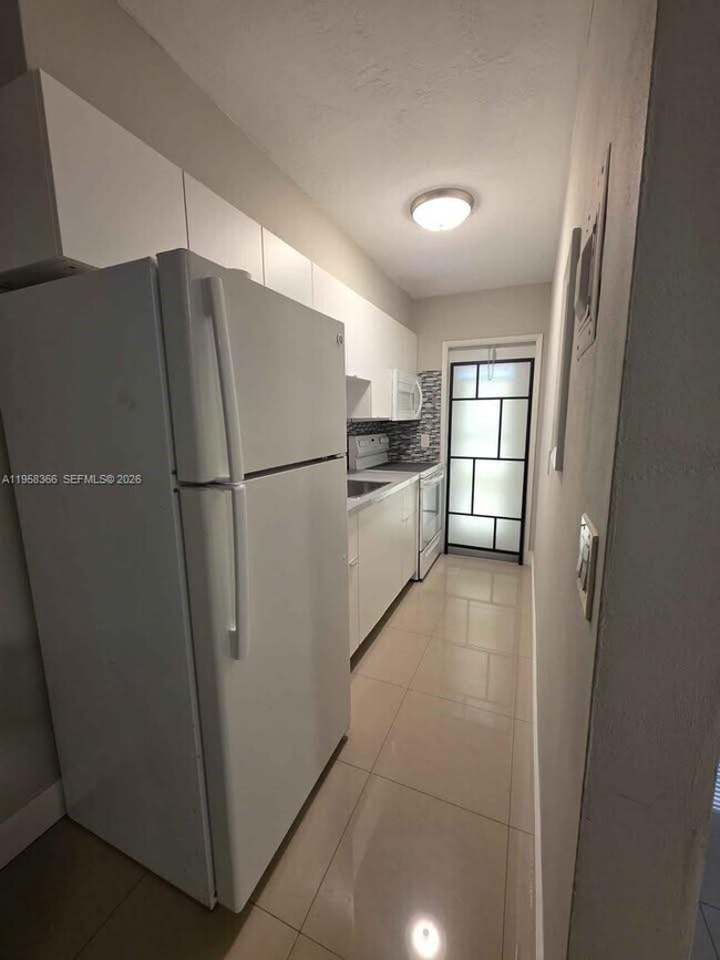 Building Photo - 2621 Grant St