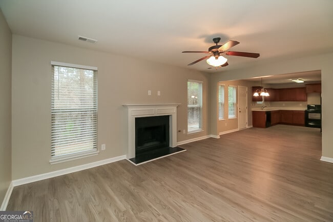 Foto del edificio - 7826 Bell Tower Ln