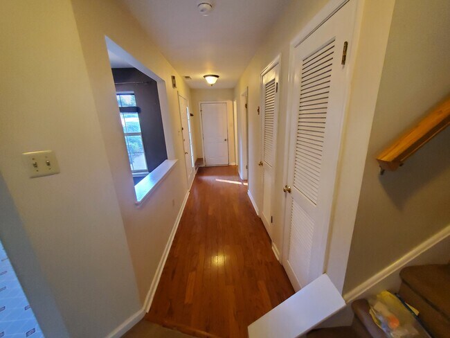 Foyer with hardwood flooring - 3305 Sterling Rd