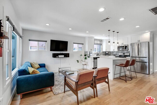 Building Photo - 5326 Westhaven St