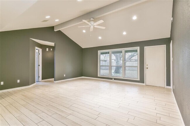 Foto del edificio - 10427 Eagle Glen Dr