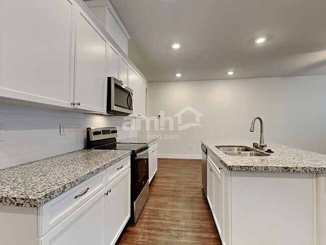 Foto del edificio - 5808 Petronius St