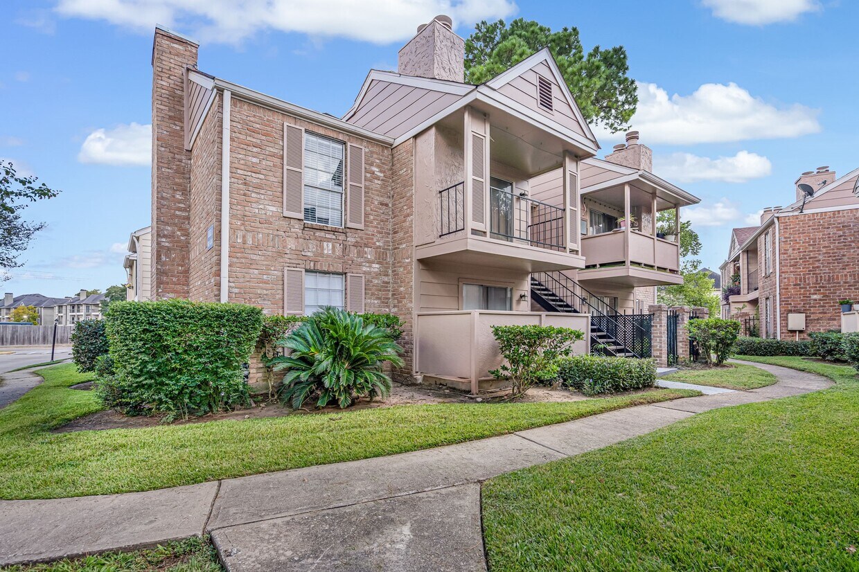 Foto principal - 2800 Jeanetta St