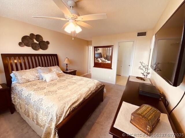 Building Photo - 9420 S Hollybrook Lake Dr