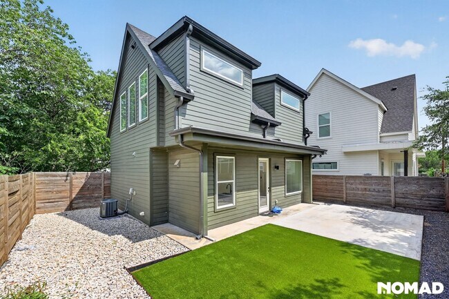 Building Photo - 3417 Elija St