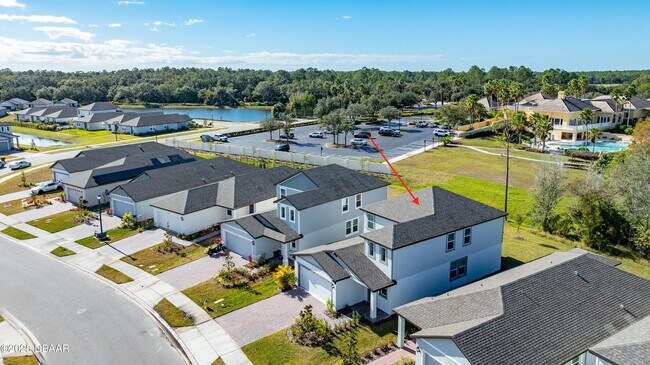 Foto del edificio - 284 Links Ter Blvd