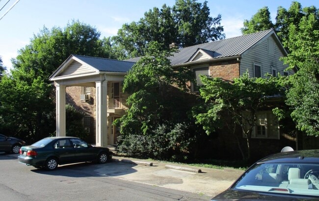 Building Photo - 212 Westwood Dr