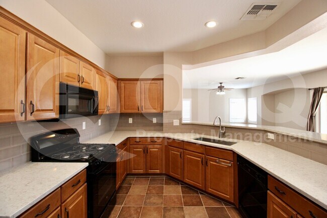 Foto del edificio - 21175 E Alyssa Rd