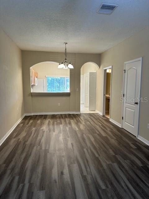 Building Photo - 4180 Shadetree Ln