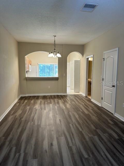 Foto del edificio - 4180 Shadetree Ln