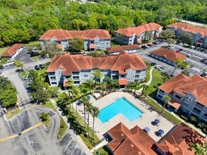 Building Photo - 18001 Richmond Pl Dr