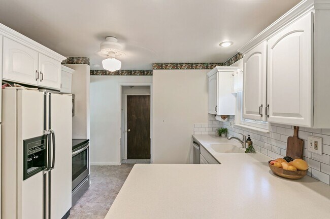 Foto del edificio - 30215 Stockton Ave