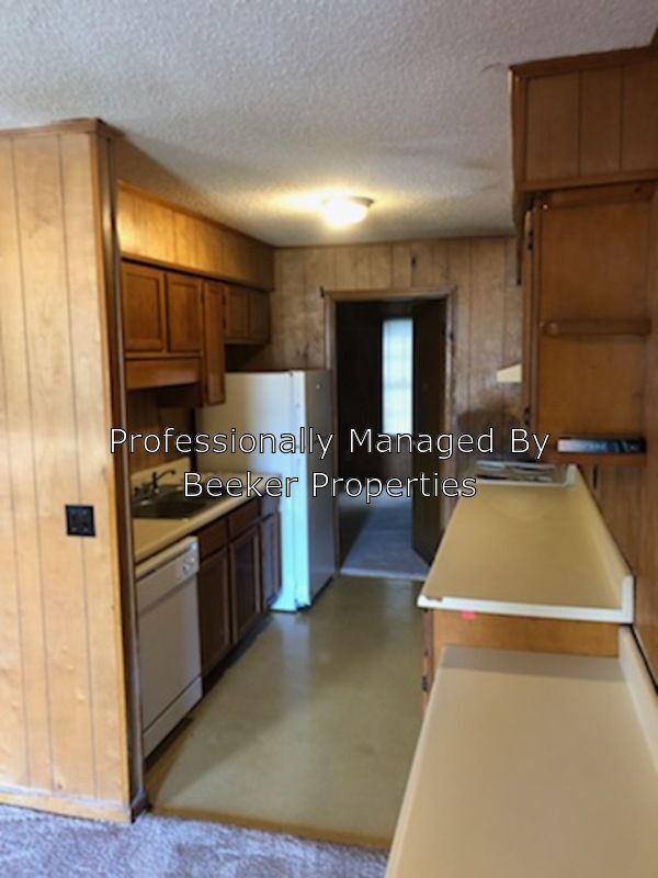 Building Photo - 3611 34th Ave Apt 73 Unit 73