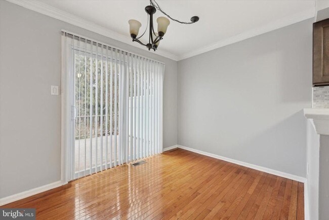 Foto del edificio - 306 Manor Ln