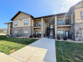 1409 Genesis Dr