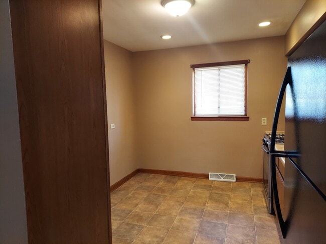 Foto del edificio - 711 S West St