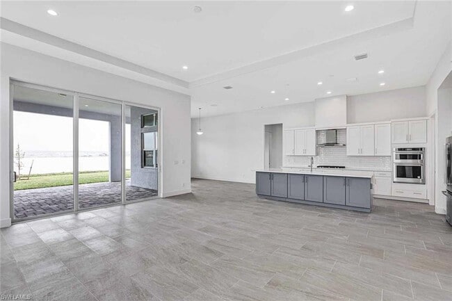 Foto del edificio - 9073 Wisteria Way