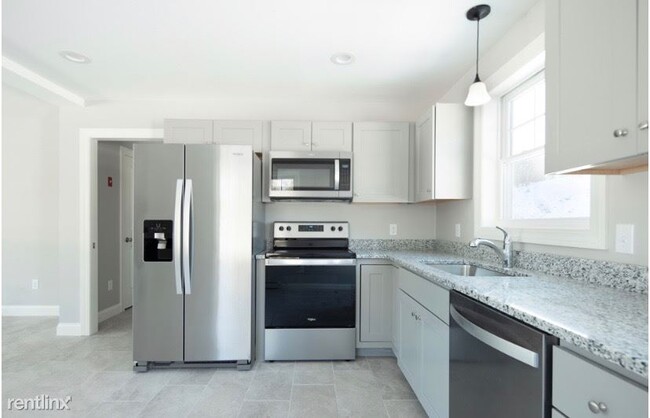 Foto del edificio - 2 br, 1.5 bath Townhome - 5 Anglers Road